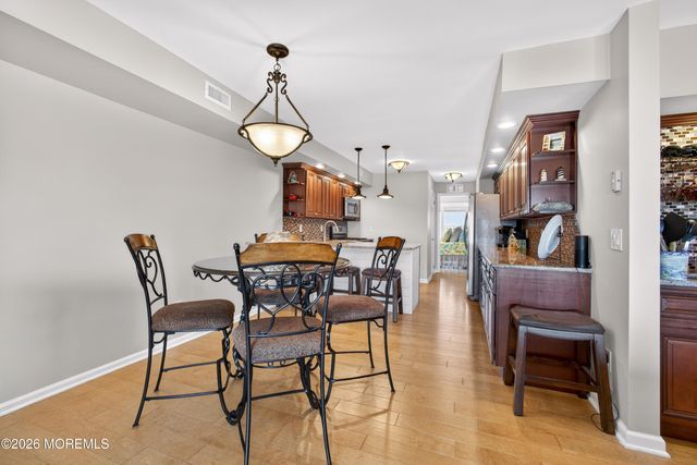 401 Bay Shore Drive 17B, Barnegat, NJ 08005