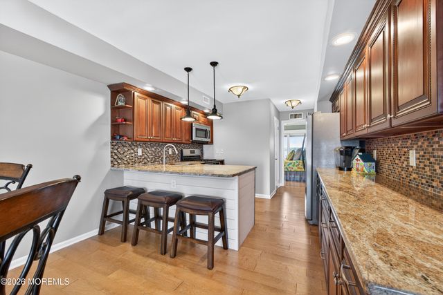 401 Bay Shore Drive 17B, Barnegat, NJ 08005