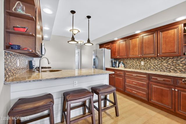 401 Bay Shore Drive 17B, Barnegat, NJ 08005