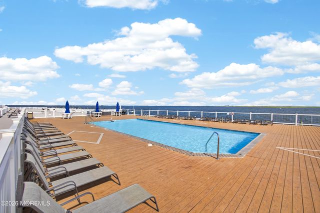401 Bay Shore Drive 17B, Barnegat, NJ 08005