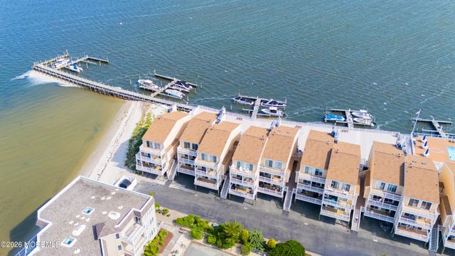401 Bay Shore Drive 17B, Barnegat, NJ 08005
