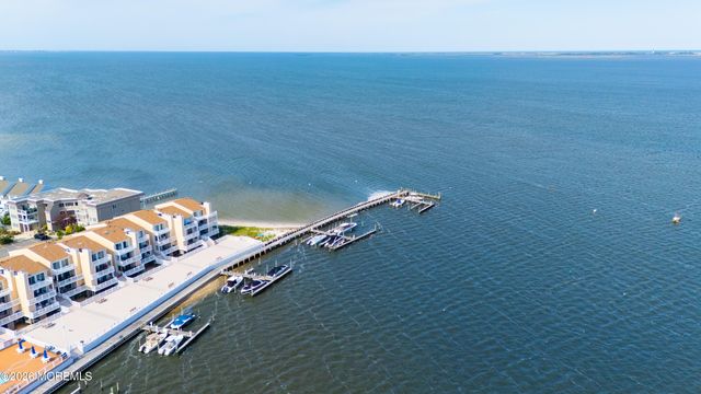 401 Bay Shore Drive 17B, Barnegat, NJ 08005