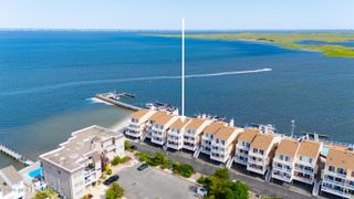401 Bay Shore Drive 17B, Barnegat, NJ 08005