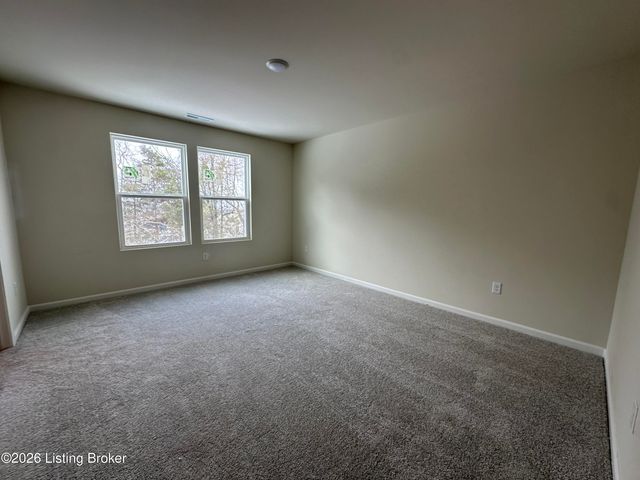 8300 Fairmount Rd, Louisville, KY 40291