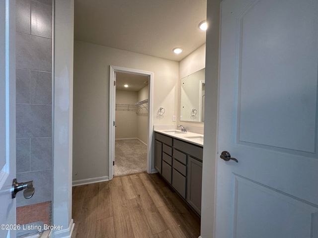 8300 Fairmount Rd, Louisville, KY 40291