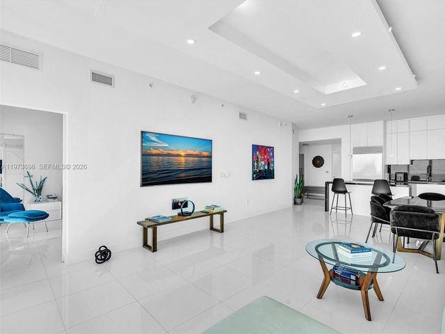 2020 N Bayshore Dr 3303, Miami, FL 33137