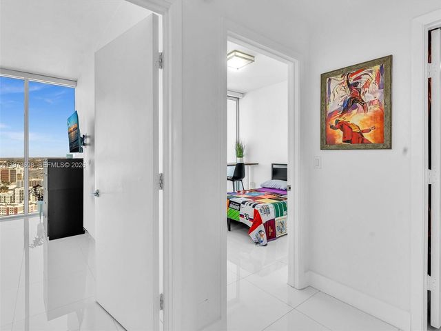 2020 N Bayshore Dr 3303, Miami, FL 33137