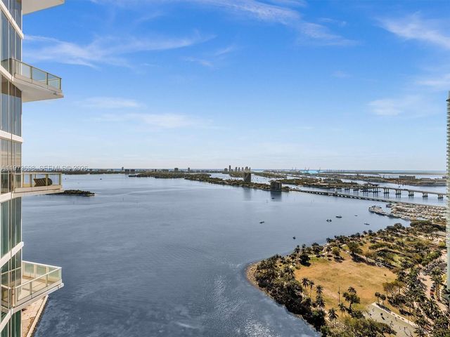 2020 N Bayshore Dr 3303, Miami, FL 33137