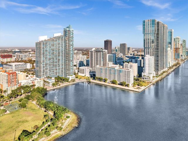 2020 N Bayshore Dr 3303, Miami, FL 33137
