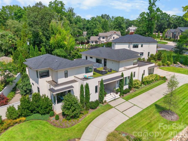 316 Mammoth Oaks Drive, Charlotte, NC 28270