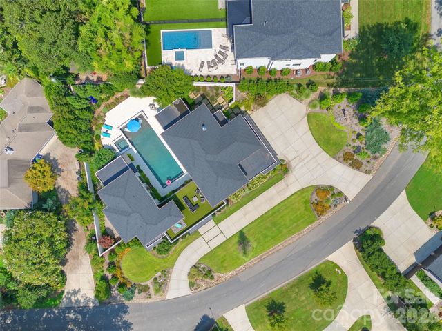 316 Mammoth Oaks Drive, Charlotte, NC 28270