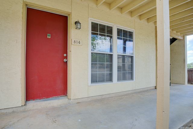 8702 Village Dr Apt 814, San Antonio, TX 78217