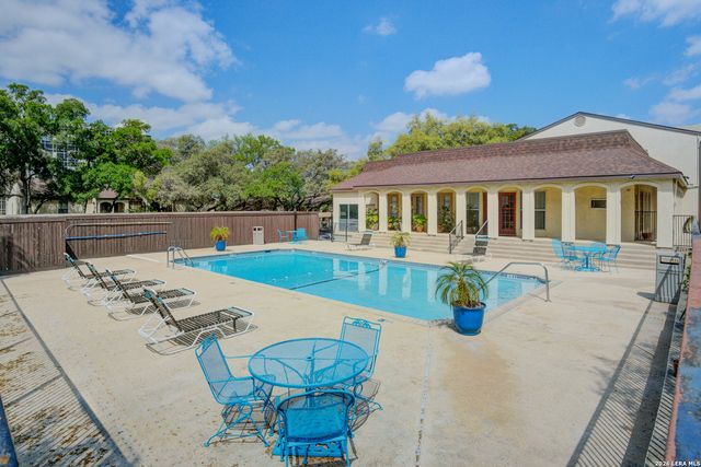8702 Village Dr Apt 814, San Antonio, TX 78217