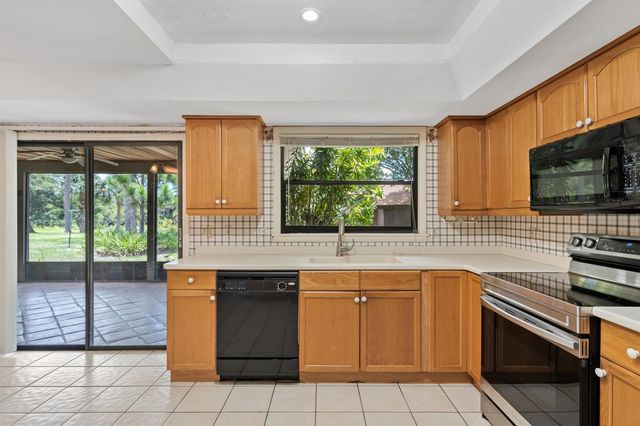 6035 N 180th St Street N, Jupiter, FL 33458
