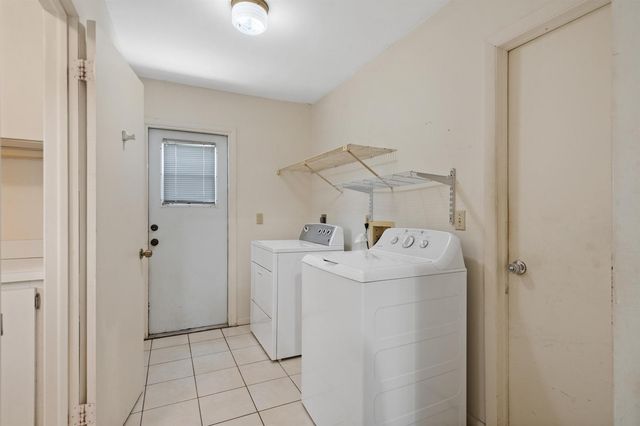 6035 N 180th St Street N, Jupiter, FL 33458