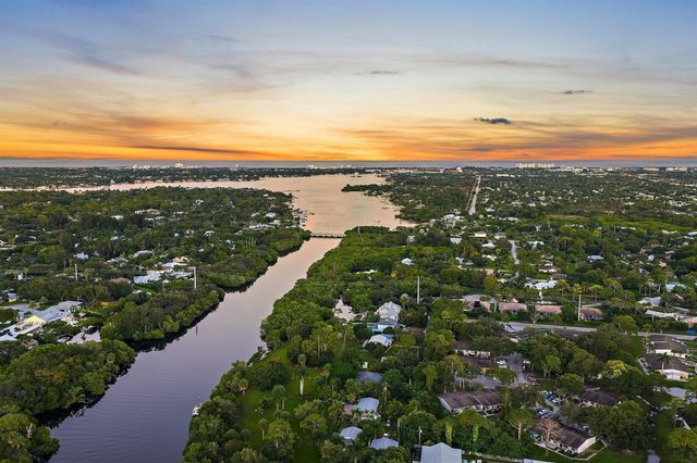 6035 N 180th St Street N, Jupiter, FL 33458