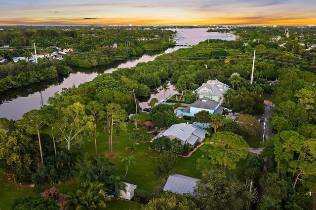 6035 N 180th St Street N, Jupiter, FL 33458
