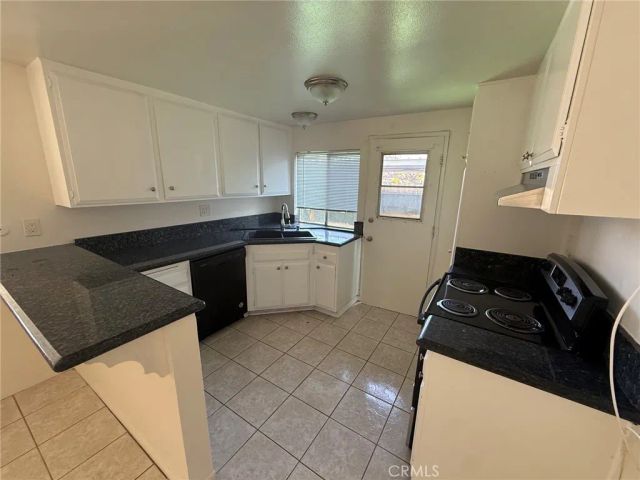 4728 Larwin Avenue, Cypress, CA 90630
