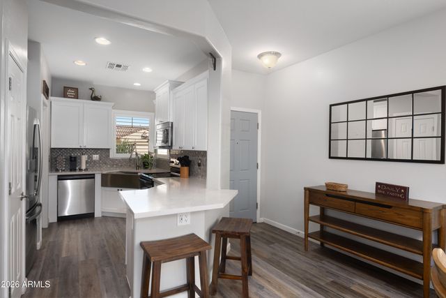 9962 E RUGGED MOUNTAIN Drive, Gold Canyon, AZ 85118