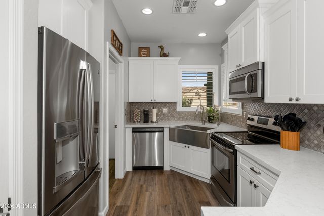 9962 E RUGGED MOUNTAIN Drive, Gold Canyon, AZ 85118