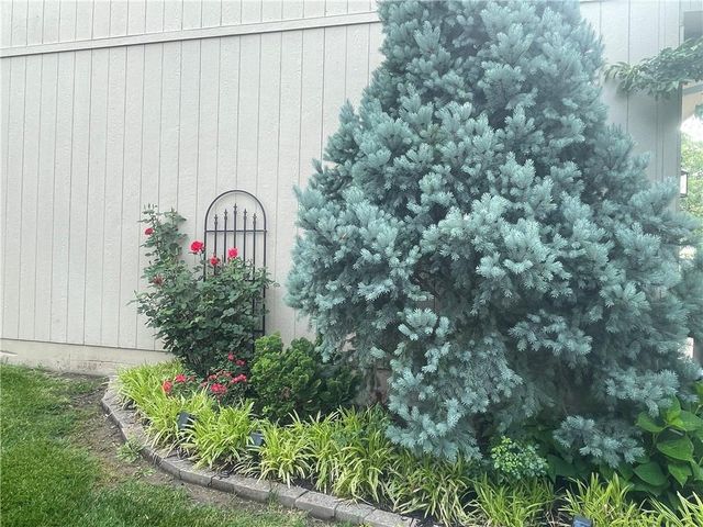 16660 W 155 Terrace, Olathe, KS 66062