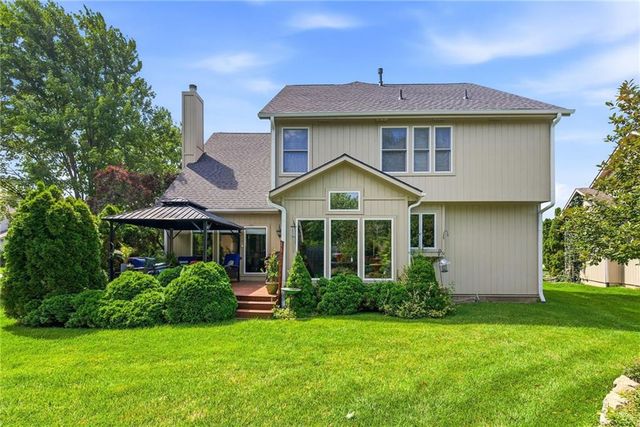 16660 W 155 Terrace, Olathe, KS 66062