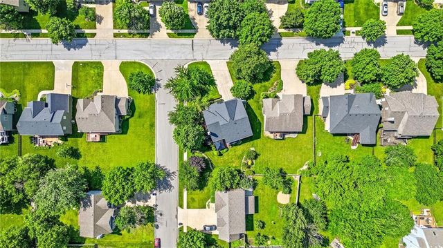 16660 W 155 Terrace, Olathe, KS 66062