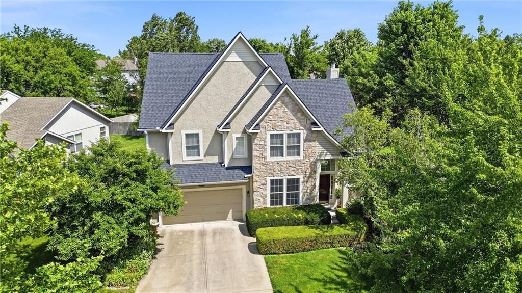 16660 W 155 Terrace, Olathe, KS 66062