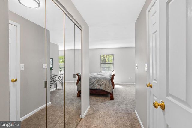 8939 PARK FOREST DR, Springfield, VA 22152