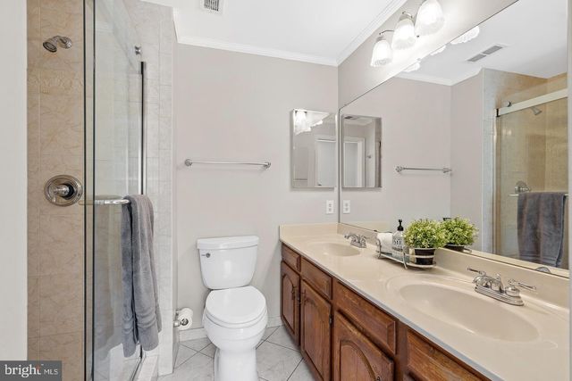 8939 PARK FOREST DR, Springfield, VA 22152