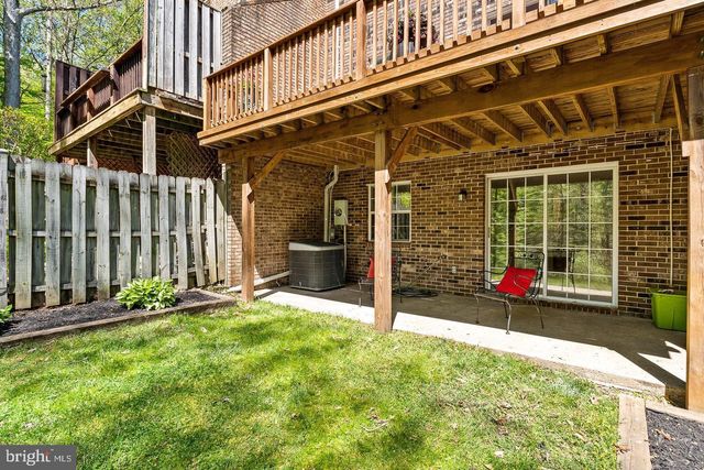 8939 PARK FOREST DR, Springfield, VA 22152