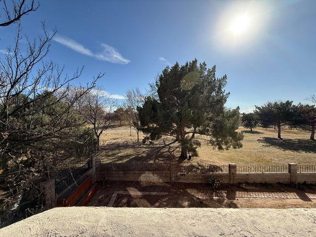 8212 Eagle Rock Avenue NE, Albuquerque, NM 87122