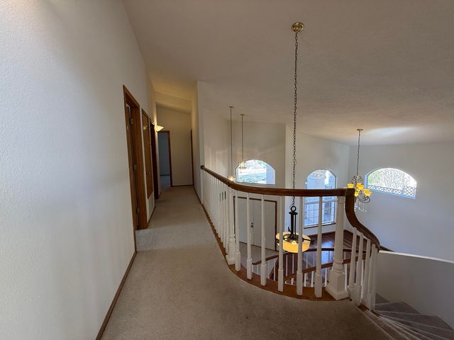 8212 Eagle Rock Avenue NE, Albuquerque, NM 87122