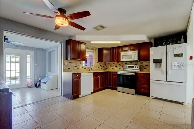 3041 HUNTINGTON ROAD, Holiday, FL 34691
