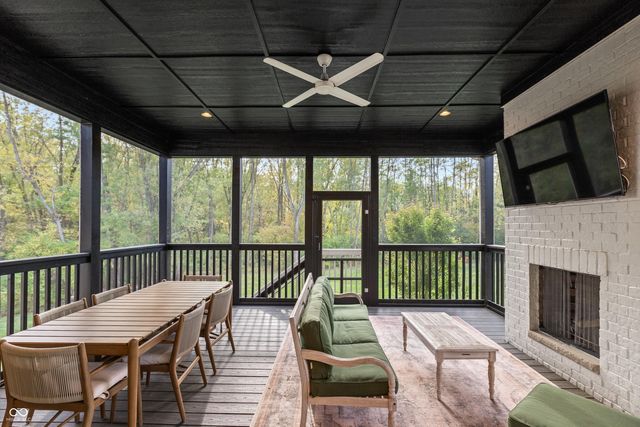 6900 Oldfields Lane, Zionsville, IN 46077