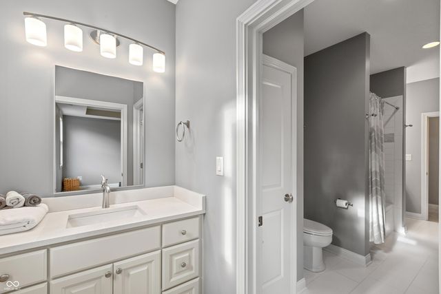 6900 Oldfields Lane, Zionsville, IN 46077