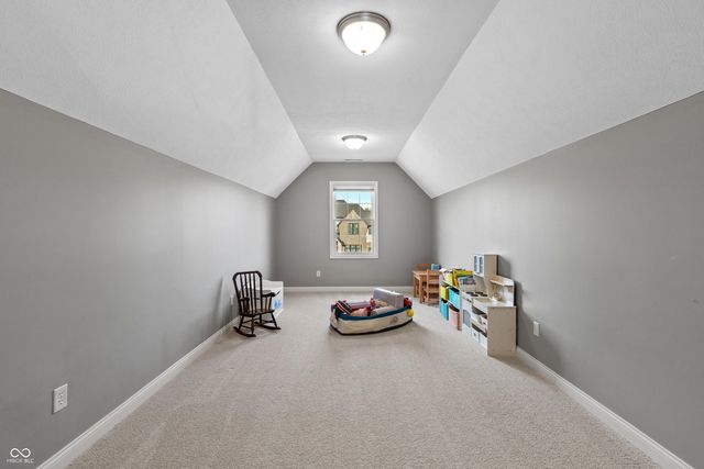 6900 Oldfields Lane, Zionsville, IN 46077