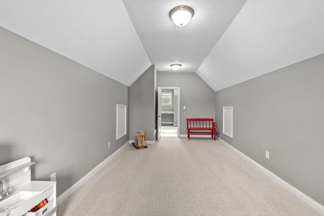 6900 Oldfields Lane, Zionsville, IN 46077