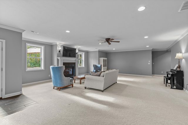 6900 Oldfields Lane, Zionsville, IN 46077