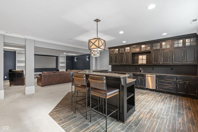 6900 Oldfields Lane, Zionsville, IN 46077