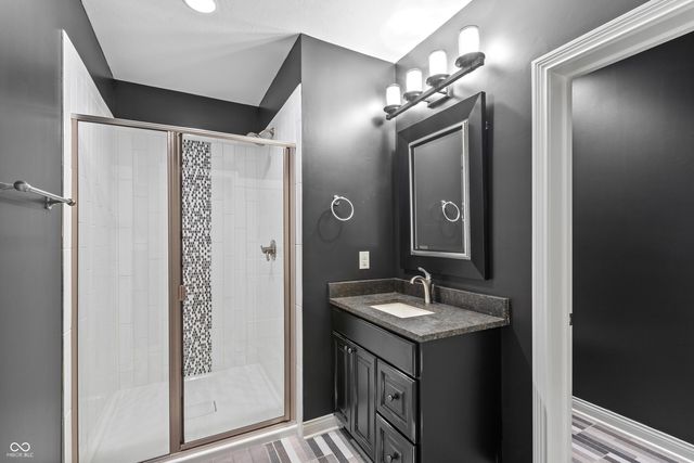 6900 Oldfields Lane, Zionsville, IN 46077