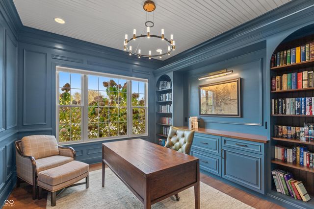 6900 Oldfields Lane, Zionsville, IN 46077