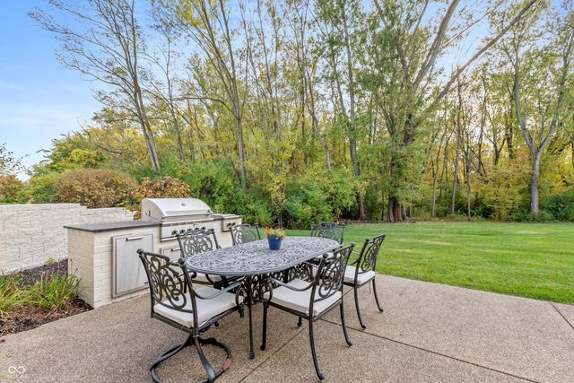 6900 Oldfields Lane, Zionsville, IN 46077