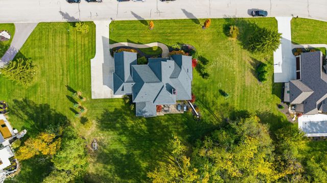 6900 Oldfields Lane, Zionsville, IN 46077