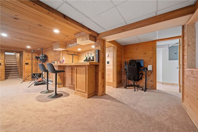 607 Knollwood Drive, Woonsocket, RI 02895