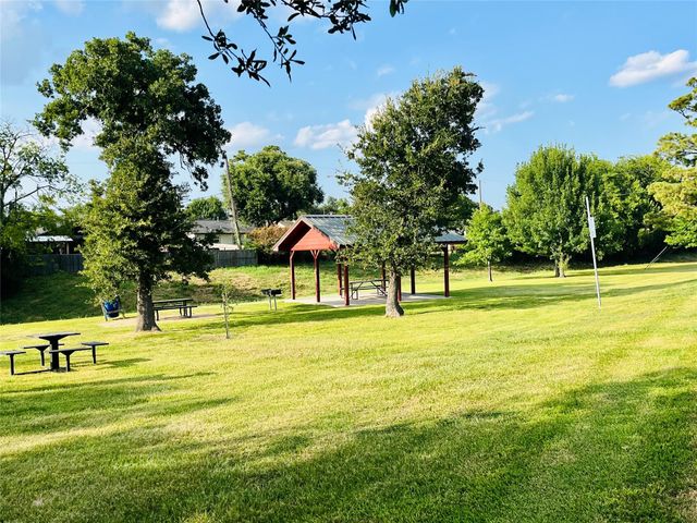 12426 Ledger Lane, Houston, TX 77015