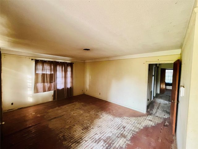 12426 Ledger Lane, Houston, TX 77015