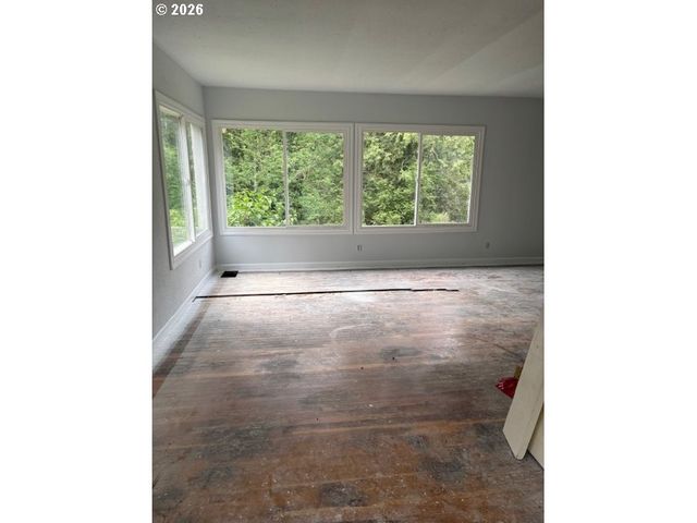 32720 Se HURLBURT Rd, Corbett, OR 97019