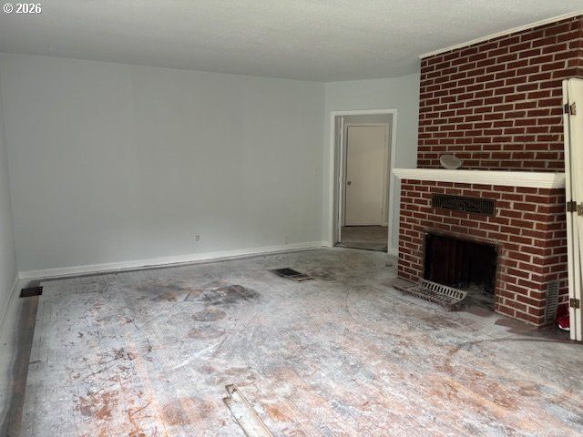 32720 Se HURLBURT Rd, Corbett, OR 97019
