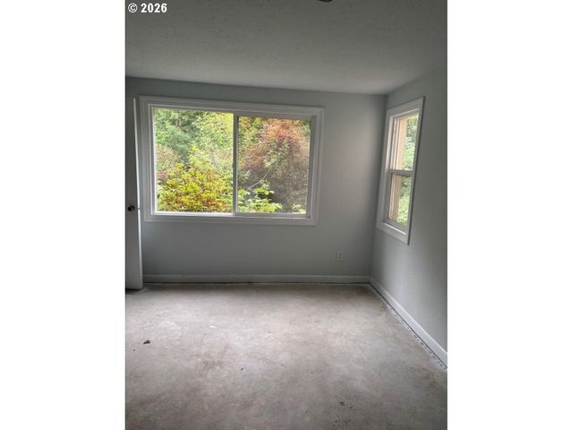 32720 Se HURLBURT Rd, Corbett, OR 97019